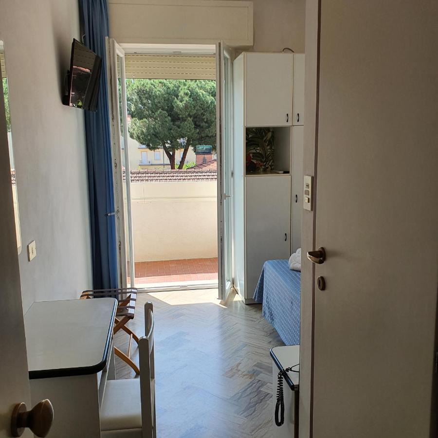Hotel Tre Assi Rimini Eksteriør billede