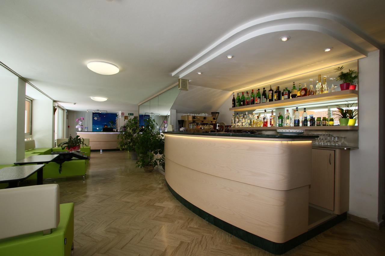 Hotel Tre Assi Rimini Eksteriør billede
